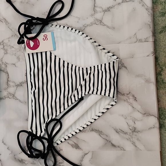NWT Set of Bikini Bottoms size Large - Picture 3 of 16